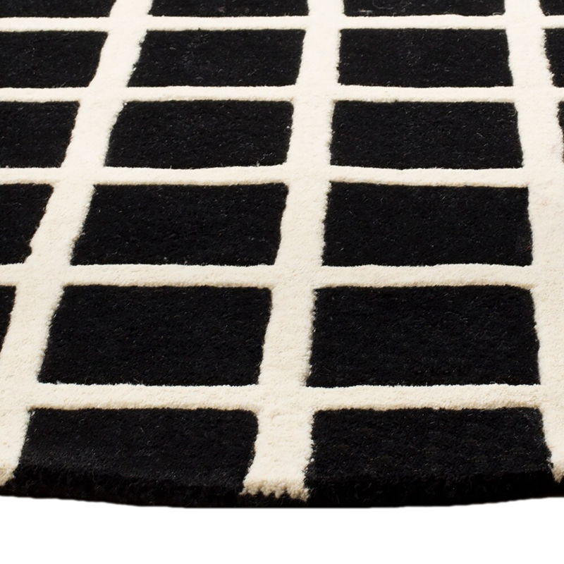 Grid Black-Ivory Rug 7' Round
