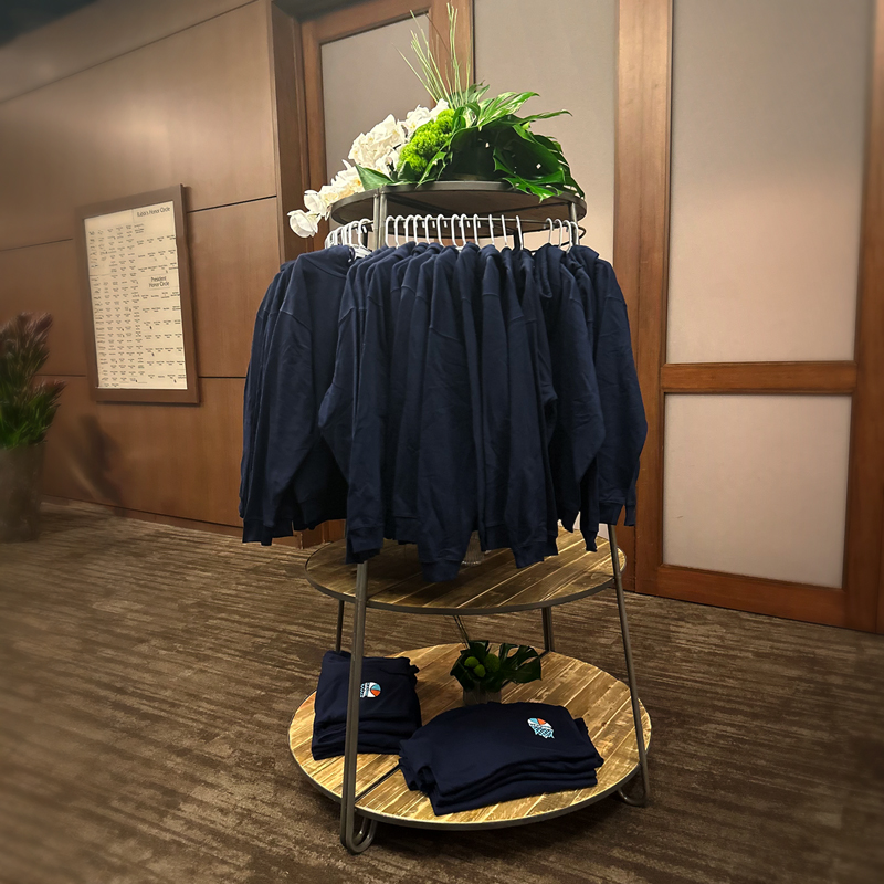 Factory Demi-Lune Display