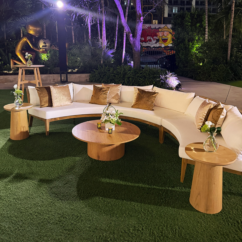 Breuer Lounge Coffee Table 40" Natural Oak
